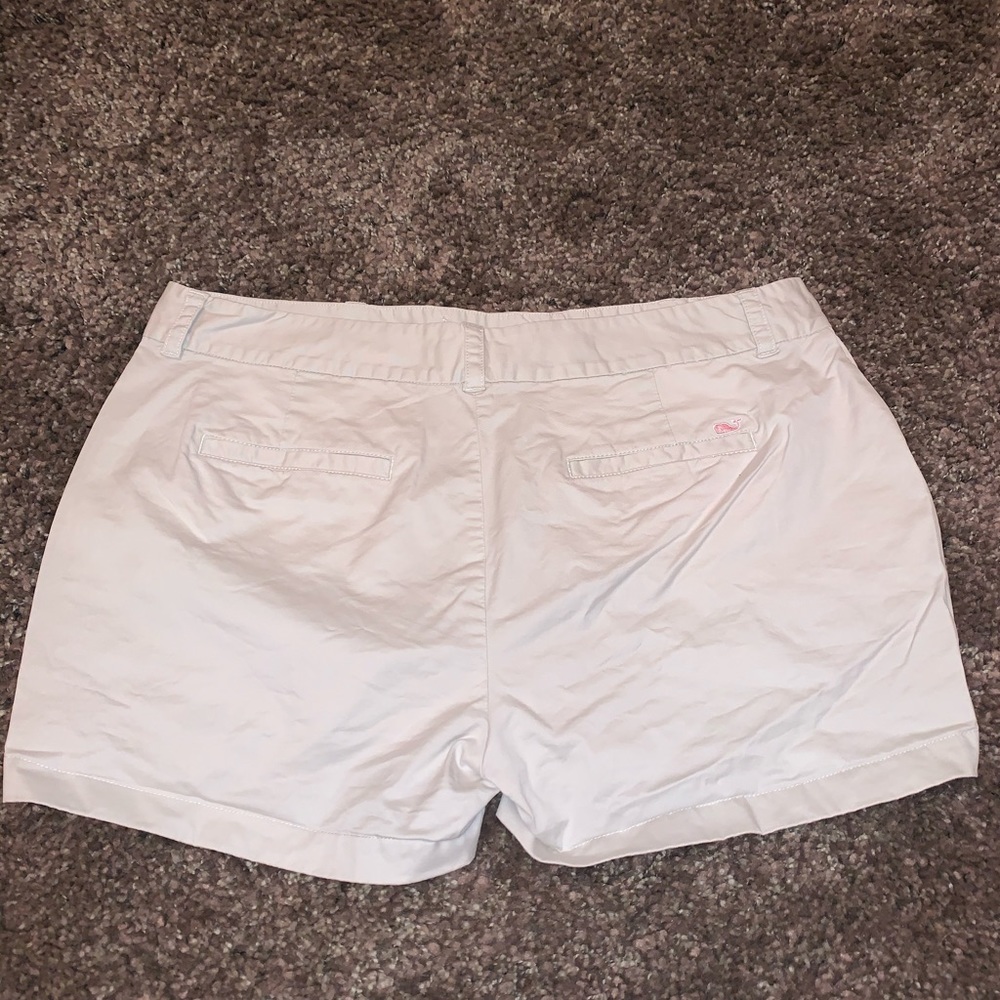 Woman’s Vineyard Vines Shorts Sz 12.